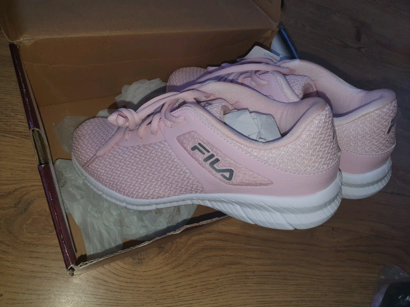 fila trainers size 5 womens